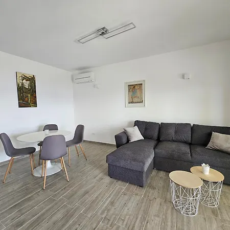 Belle Oasis Apartment Novi Vinodolski Exterior photo